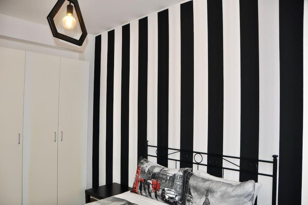 M.Aurelio Black & White Milano Exteriör bild